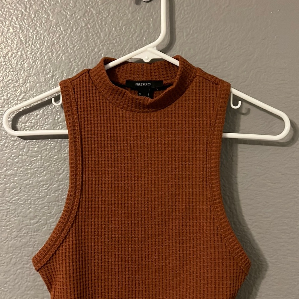 Forever 21 Mock Turtleneck Body Suit in Rust. Size Small, New with tags